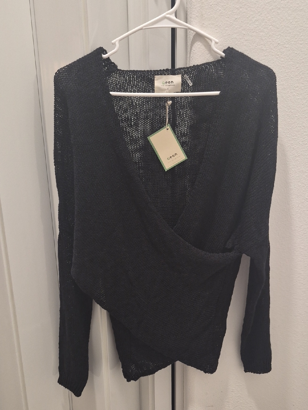 American Eagle Outfitters Black V-Neck Wrap Knit Sweater
